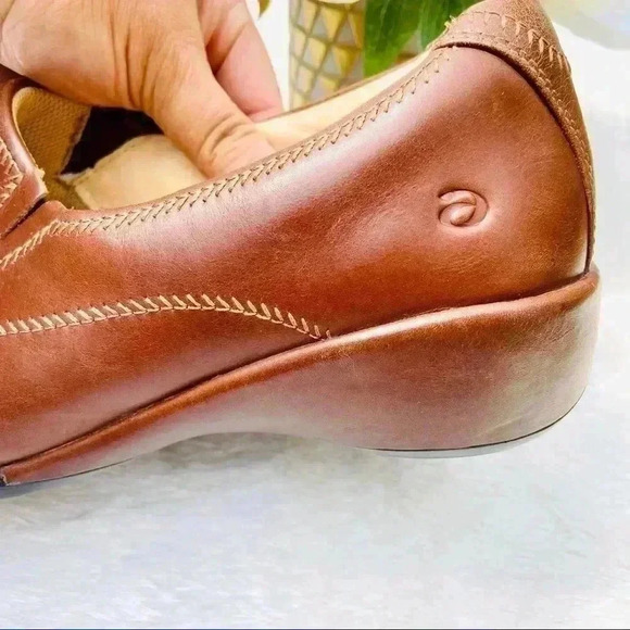 Aravon Brown Leather Comfort Slip On Loafers Size 8D - Picture 9 of 16